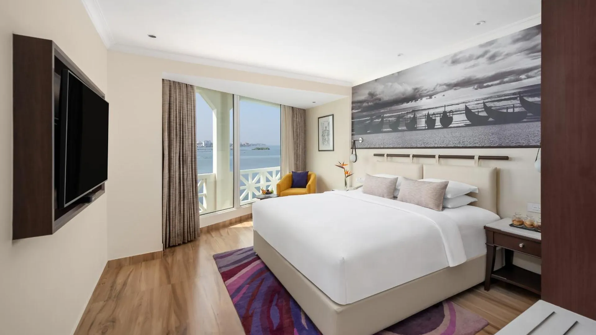 Vivanta Ernakulam, Marine Drive Kochi India