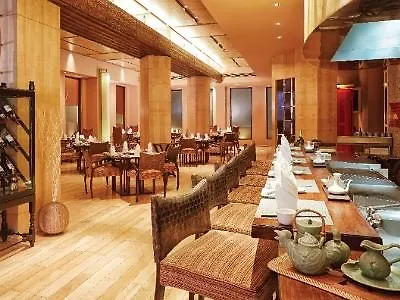 Hotel Vivanta Ernakulam, Marine Drive Kochi