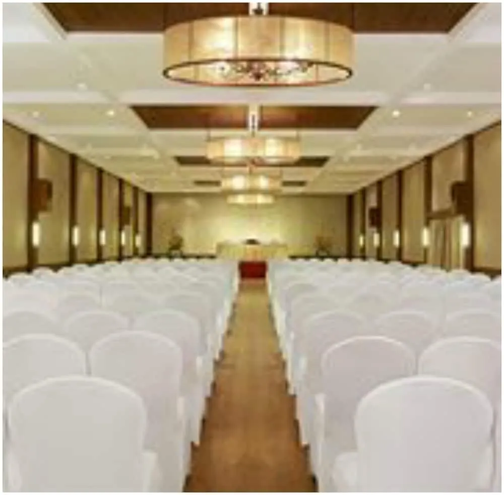 Hotel Vivanta Ernakulam, Marine Drive Kochi