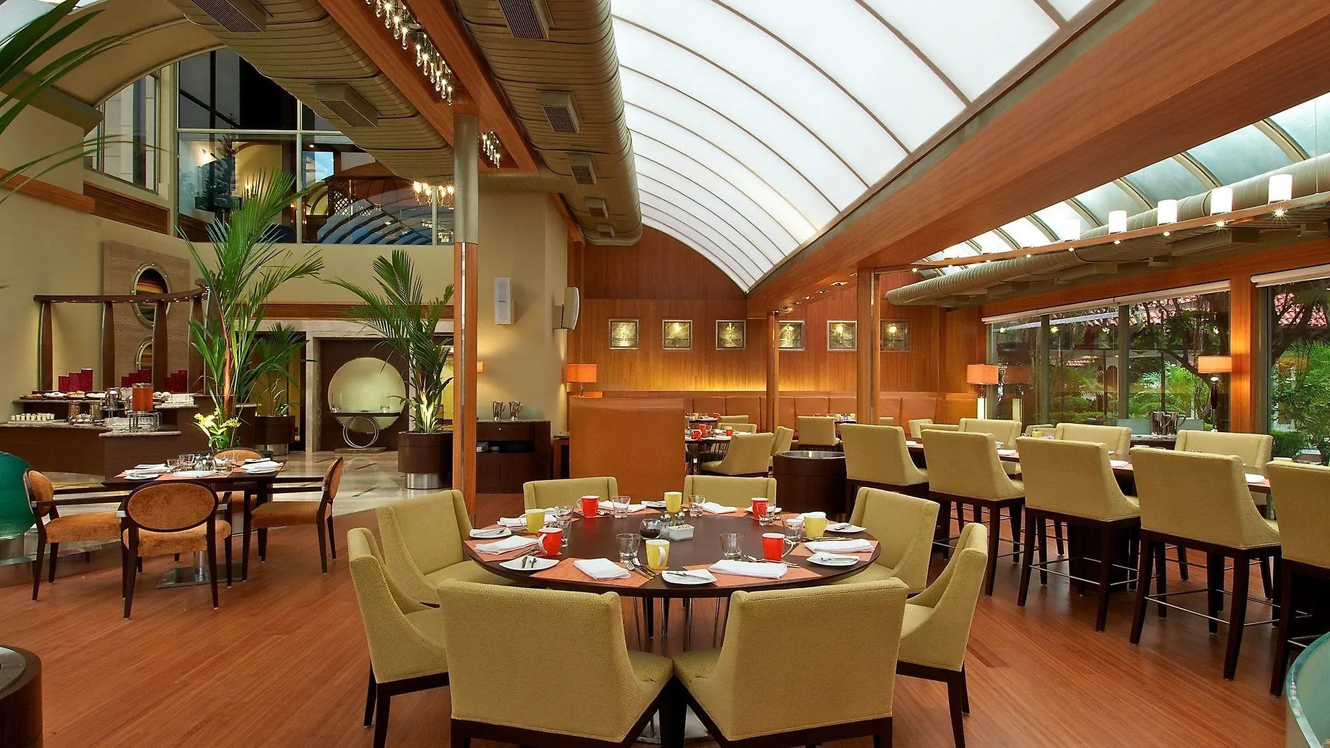 Vivanta Ernakulam, Marine Drive Kochi